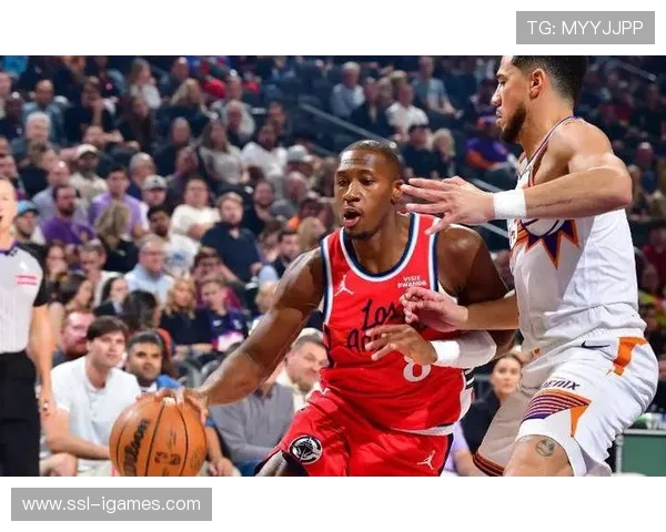 快船近期攻防均衡,场均得分114.5失分107.2成连胜基石